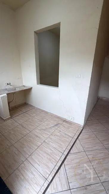 Armazém / Galpão com 1 quarto para alugar, 300m2 em Vila Nova Cumbica, Guarulhos - SP - imagem 7 Foto 7 de Armazém / Galpão com 1 quarto para alugar, 300m2 em Vila Nova Cumbica, Guarulhos - SP