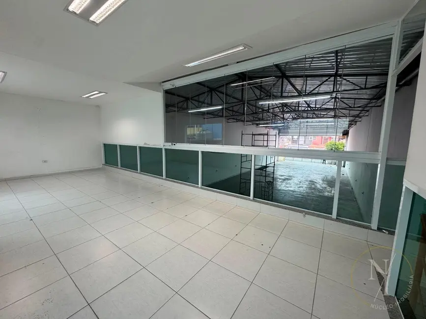 Foto 4 de Armazém / Galpão com 1 quarto para alugar, 400m2 em Jardim Tranqüilidade, Guarulhos - SP