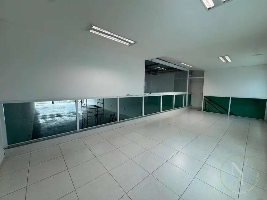 Foto 7 de Armazém / Galpão com 1 quarto para alugar, 400m2 em Jardim Tranqüilidade, Guarulhos - SP