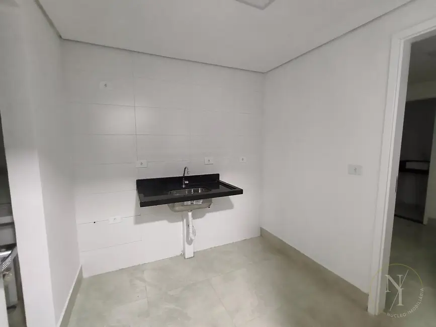 Apartamento com 1 quarto para alugar, 25m2 em Gleba do Pêssego, São Paulo - SP - imagem 2 Foto 2 de Apartamento com 1 quarto para alugar, 25m2 em Gleba do Pêssego, São Paulo - SP