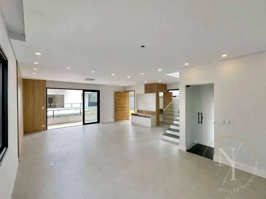 Foto 5 de Casa de Condomínio com 3 quartos à venda e para alugar, 326m2 em Chácara do Refúgio, Carapicuiba - SP