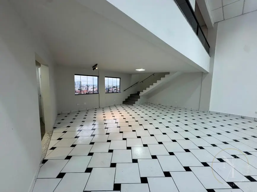 Prédio Inteiro com 1 quarto para alugar, 350m2 em Picanço, Guarulhos - SP - imagem 6 Foto 6 de Prédio Inteiro com 1 quarto para alugar, 350m2 em Picanço, Guarulhos - SP