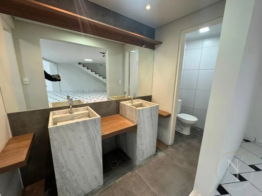 Prédio Inteiro com 1 quarto para alugar, 350m2 em Picanço, Guarulhos - SP - imagem 4 Foto 4 de Prédio Inteiro com 1 quarto para alugar, 350m2 em Picanço, Guarulhos - SP