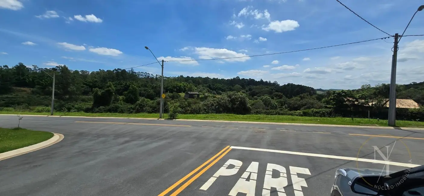 Foto 1 de Terreno / Lote à venda, 1000m2 em Caxambu, Jundiai - SP