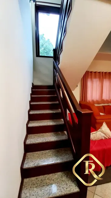 Foto 6 de Casa de Condomínio com 5 quartos à venda, 251m2 em Mangaratiba - RJ