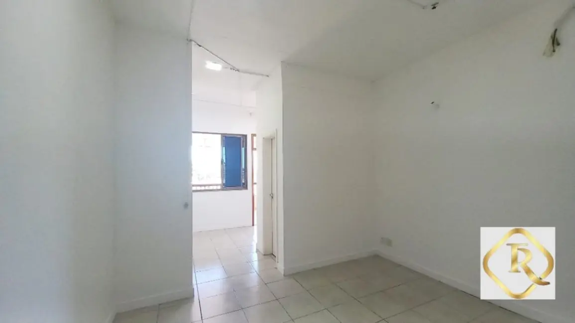 Sala Comercial para alugar, 28m2 em Mangaratiba - RJ - imagem 8 Foto 8 de Sala Comercial para alugar, 28m2 em Mangaratiba - RJ