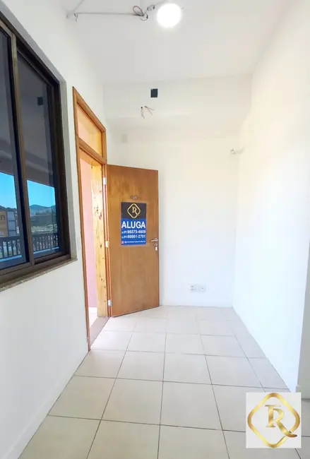 Sala Comercial para alugar, 28m2 em Mangaratiba - RJ - imagem 4 Foto 4 de Sala Comercial para alugar, 28m2 em Mangaratiba - RJ