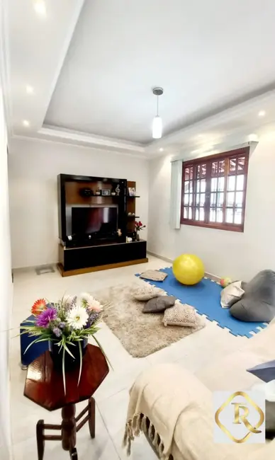 Casa com 3 quartos à venda, 149m2 em Parque Horizonte, Nova Iguacu - RJ - imagem 5 Foto 5 de Casa com 3 quartos à venda, 149m2 em Parque Horizonte, Nova Iguacu - RJ