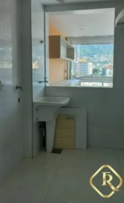 Apartamento com 2 quartos para alugar, 85m2 em Praia da Chácara, Angra Dos Reis - RJ - imagem 7 Foto 7 de Apartamento com 2 quartos para alugar, 85m2 em Praia da Chácara, Angra Dos Reis - RJ