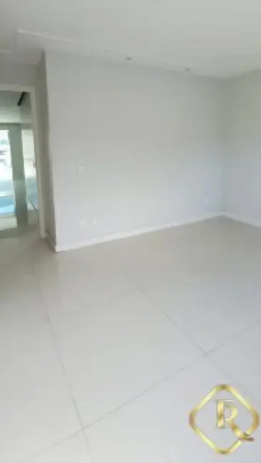 Apartamento com 2 quartos para alugar, 85m2 em Praia da Chácara, Angra Dos Reis - RJ - imagem 3 Foto 3 de Apartamento com 2 quartos para alugar, 85m2 em Praia da Chácara, Angra Dos Reis - RJ