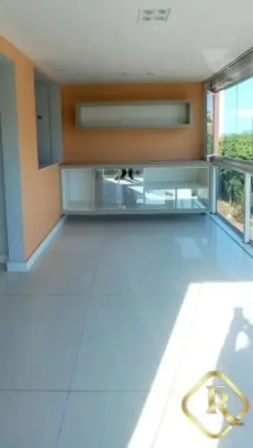 Apartamento com 2 quartos para alugar, 85m2 em Praia da Chácara, Angra Dos Reis - RJ - imagem 8 Foto 8 de Apartamento com 2 quartos para alugar, 85m2 em Praia da Chácara, Angra Dos Reis - RJ