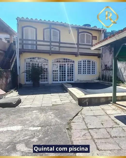 Casa com 3 quartos à venda, 112m2 em Centro, Mangaratiba - RJ - imagem 2 Foto 2 de Casa com 3 quartos à venda, 112m2 em Centro, Mangaratiba - RJ