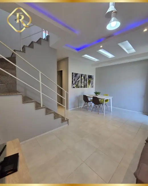 Casa de Condomínio com 3 quartos à venda, 93m2 em Mangaratiba - RJ - imagem 3 Foto 3 de Casa de Condomínio com 3 quartos à venda, 93m2 em Mangaratiba - RJ