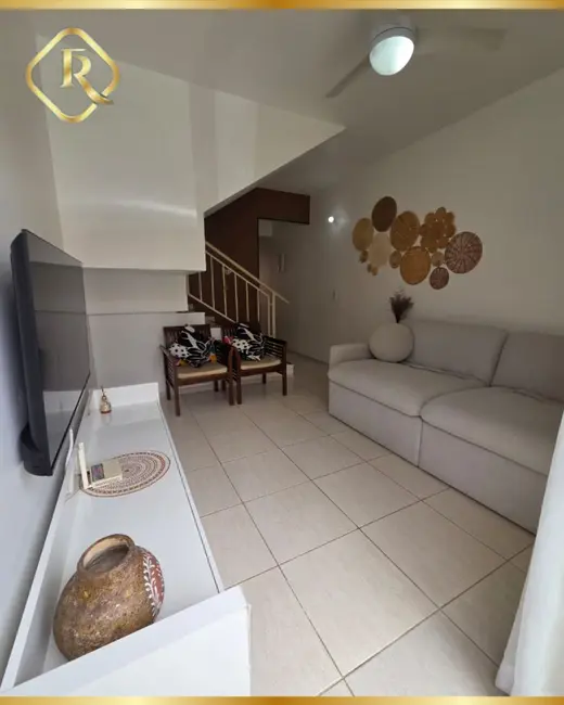 Foto 2 de Casa com 2 quartos à venda, 51m2 em Mangaratiba - RJ