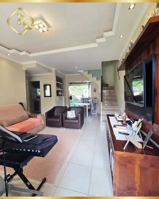 Casa de Condomínio com 3 quartos à venda, 93m2 em Mangaratiba - RJ - imagem 2 Foto 2 de Casa de Condomínio com 3 quartos à venda, 93m2 em Mangaratiba - RJ