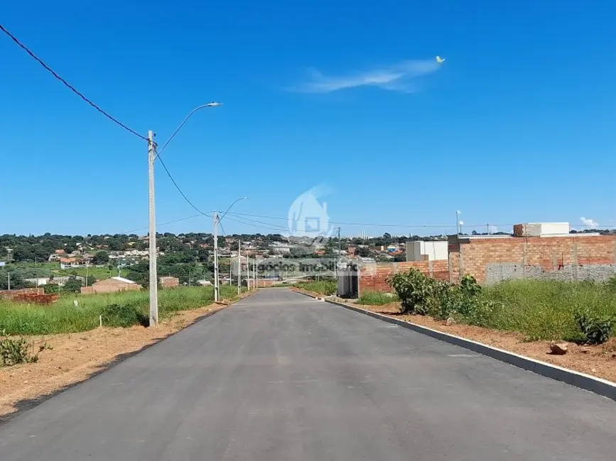 Foto 2 de Terreno / Lote à venda, 200m2 em Aparecida De Goiania - GO
