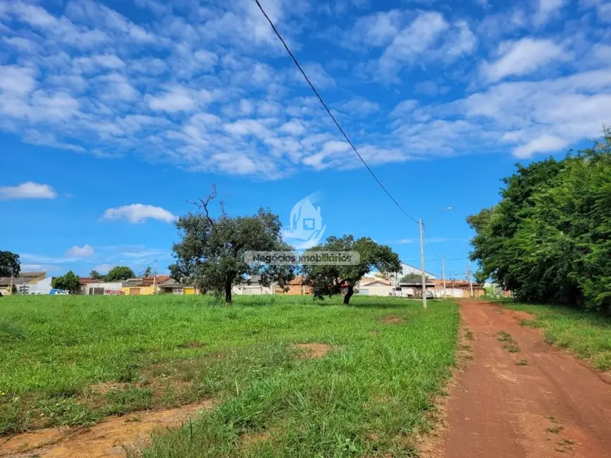 Foto 7 de Terreno / Lote à venda, 200m2 em Residencial Portal do Oriente, Goiania - GO