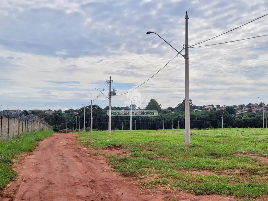 Foto 6 de Terreno / Lote à venda, 200m2 em Residencial Portal do Oriente, Goiania - GO
