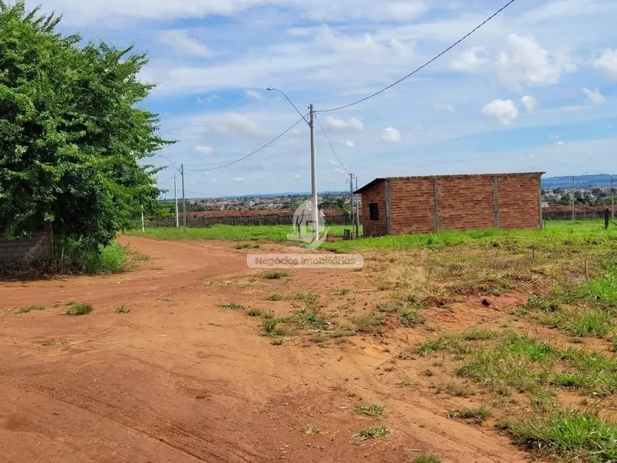 Foto 4 de Terreno / Lote à venda, 200m2 em Residencial Portal do Oriente, Goiania - GO