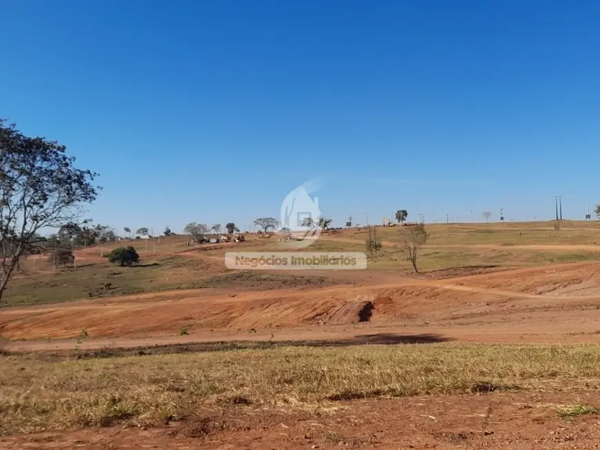 Foto 3 de Terreno / Lote à venda, 180m2 em Aparecida De Goiania - GO