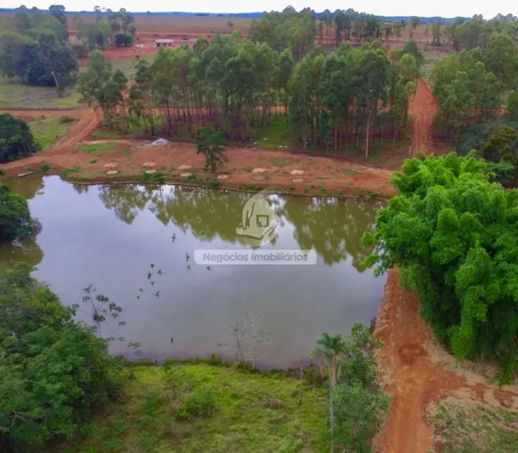 Foto 4 de Terreno / Lote à venda, 1806m2 em Aragoiania - GO