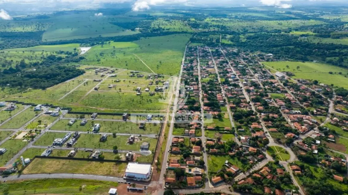 Foto 2 de Terreno / Lote à venda, 250m2 em Aragoiania - GO