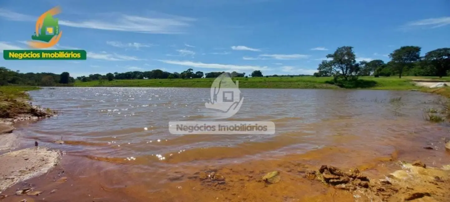 Foto 1 de Chácara à venda, 1000m2 em Aragoiania - GO