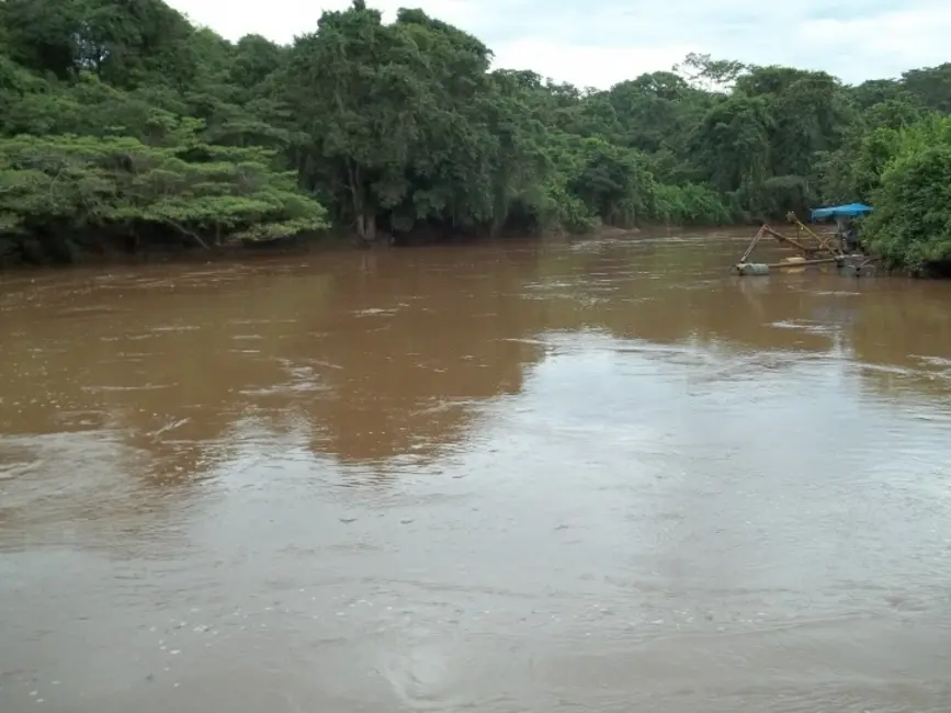 Foto 3 de Fazenda / Haras à venda, 24m2 em Hidrolandia - GO