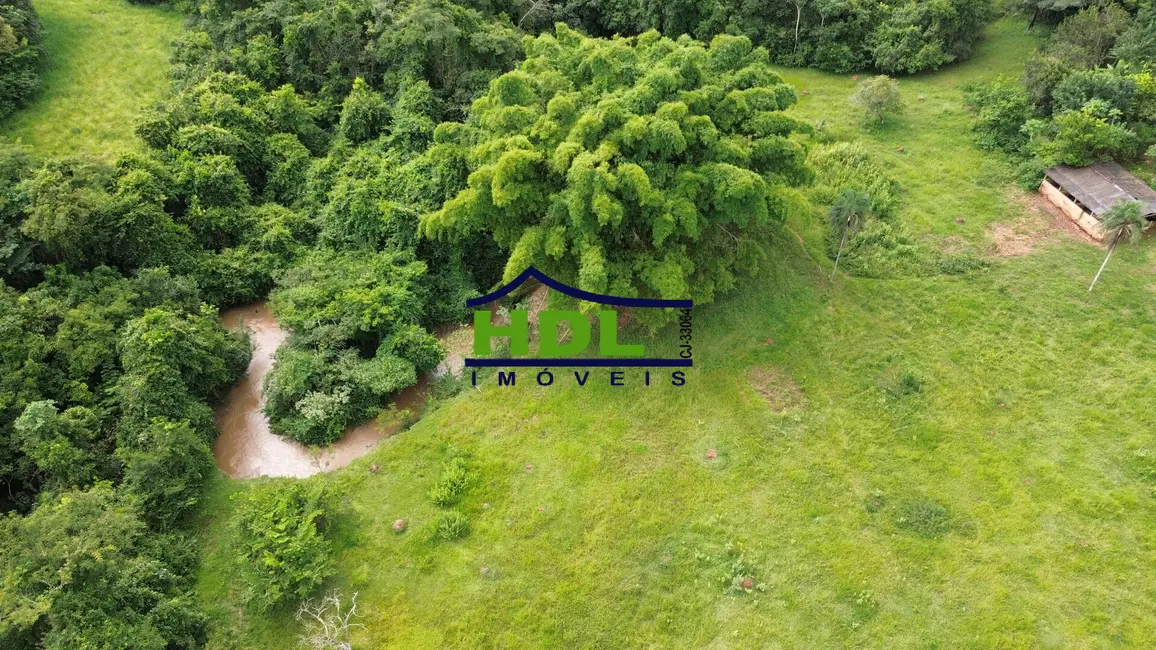 Foto 40 de Chácara à venda em Hidrolandia - GO