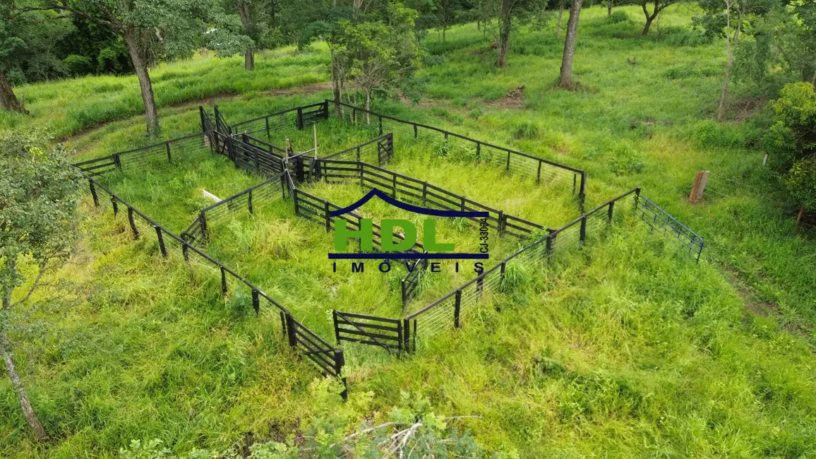 Foto 2 de Fazenda / Haras com 4 quartos à venda, 19m2 em Hidrolandia - GO