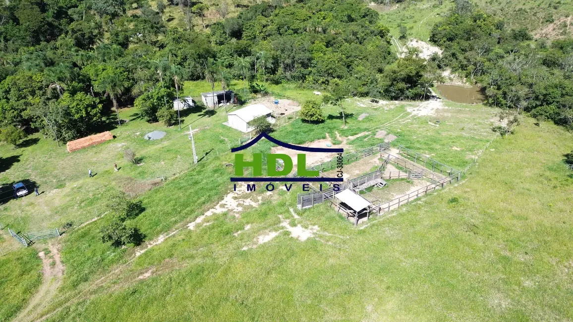 Foto 1 de Fazenda / Haras à venda, 23m2 em Silvania - GO