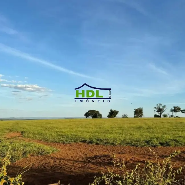 Foto 3 de Fazenda / Haras à venda, 126m2 em Doverlandia - GO
