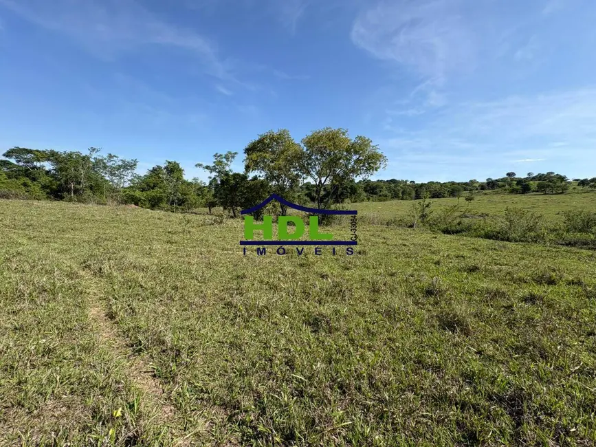 Foto 4 de Chácara à venda, 39200m2 em Professor Jamil - GO