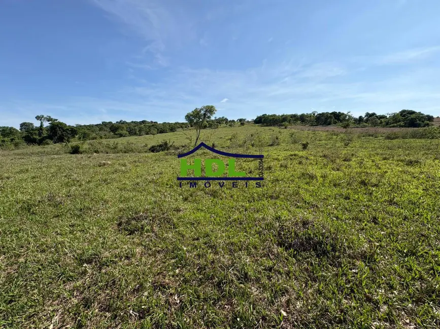 Foto 2 de Chácara à venda, 39200m2 em Professor Jamil - GO