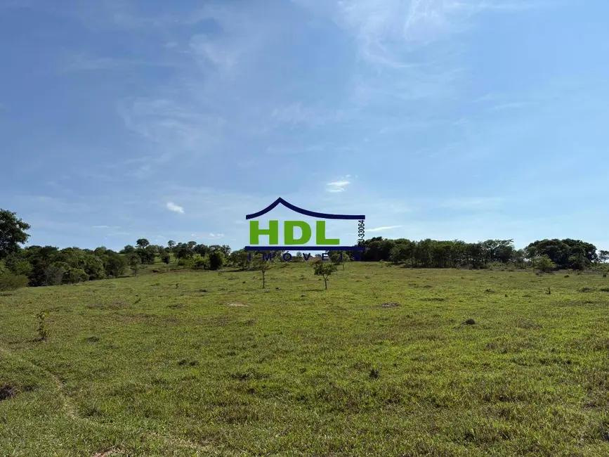 Foto 3 de Chácara à venda, 39200m2 em Professor Jamil - GO