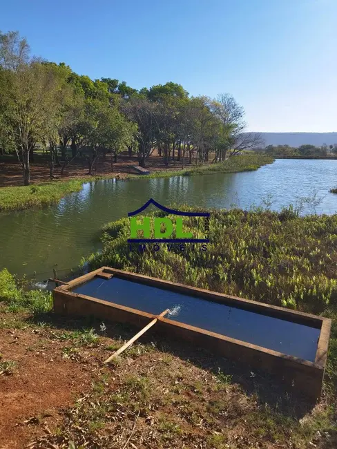 Foto 1 de Fazenda / Haras à venda, 107m2 em Quirinopolis - GO
