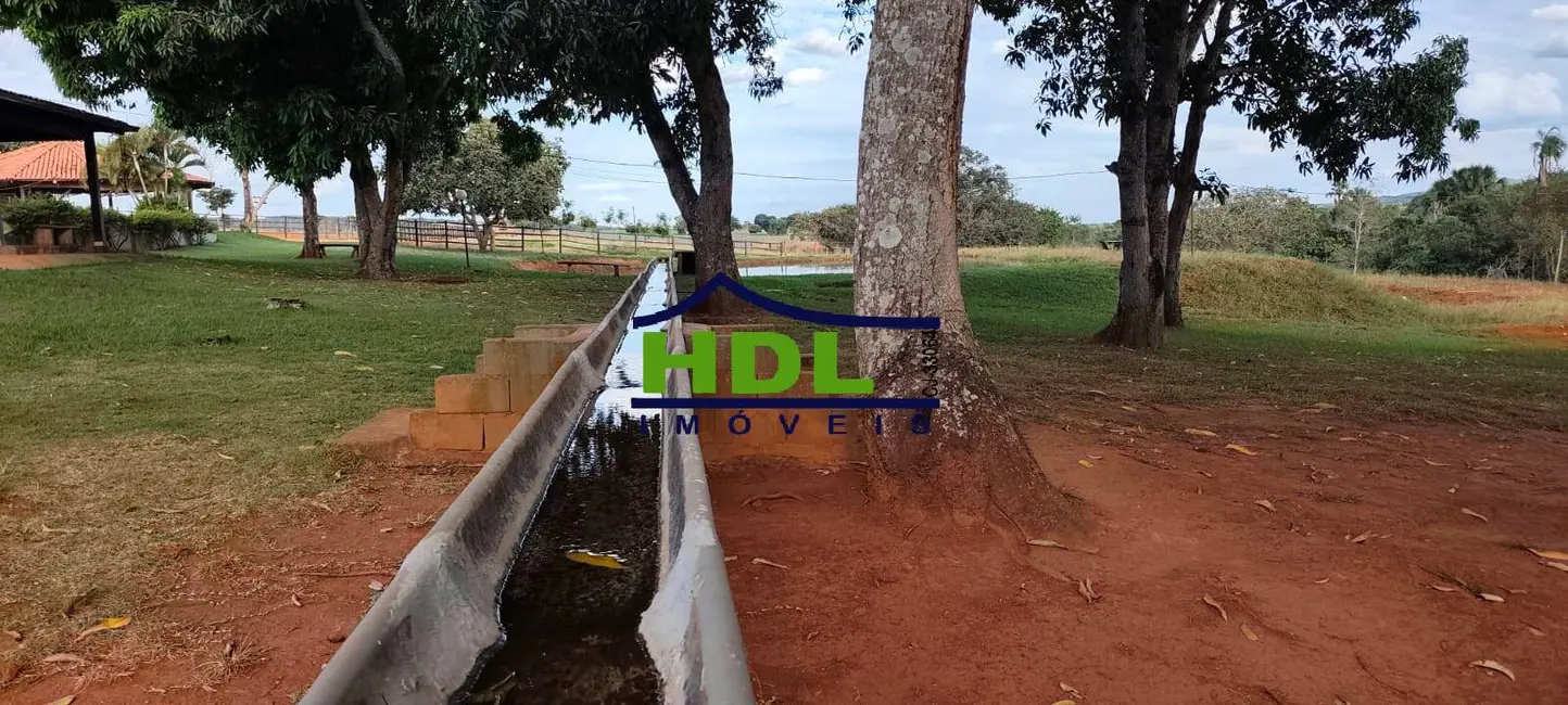 Foto 26 de Chácara à venda, 22m2 em Hidrolandia - GO
