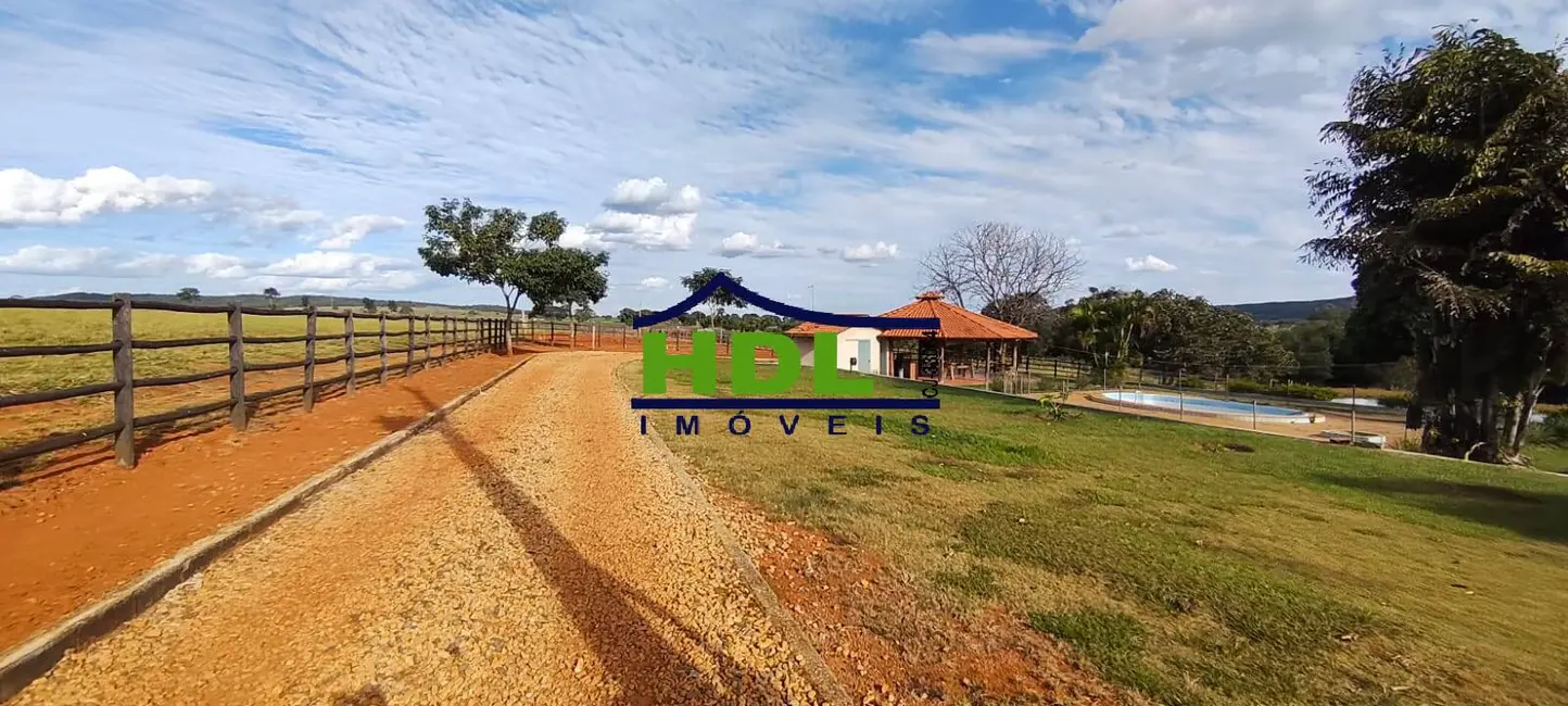 Foto 30 de Chácara à venda, 22m2 em Hidrolandia - GO