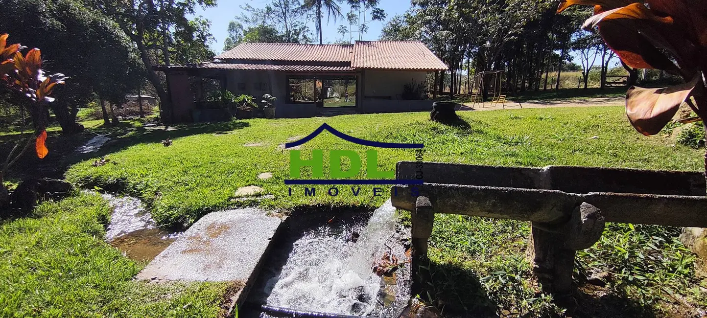 Foto 1 de Chácara com 3 quartos à venda em Hidrolandia - GO