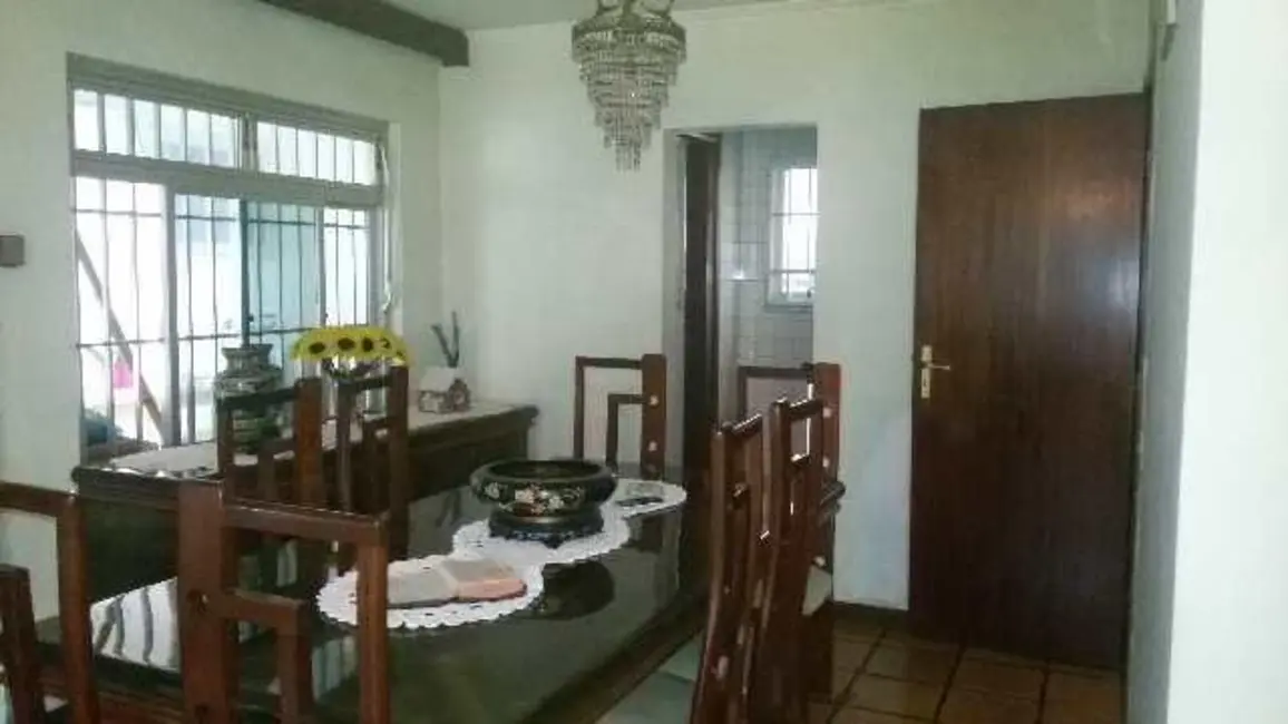 Foto 2 de Sobrado com 5 quartos à venda, 472m2 em Vila Jacuí, São Paulo - SP