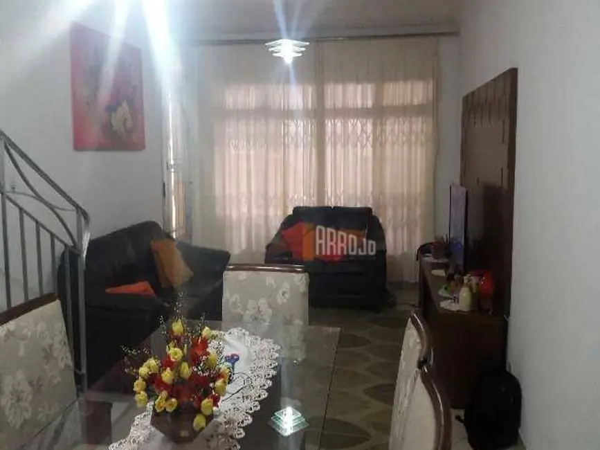 Foto 1 de Sobrado com 3 quartos à venda, 169m2 em São Paulo - SP