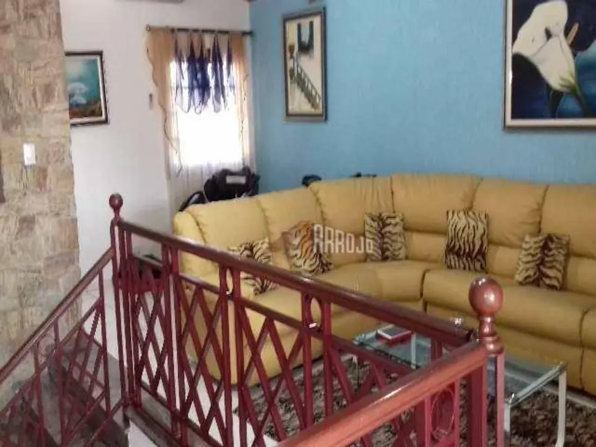 Sobrado com 4 quartos à venda, 400m2 em Vila Granada, São Paulo - SP - imagem 8 Foto 8 de Sobrado com 4 quartos à venda, 400m2 em Vila Granada, São Paulo - SP