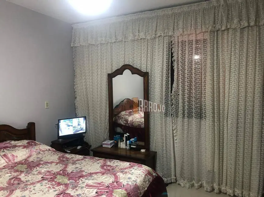 Foto 6 de Sobrado com 3 quartos à venda, 260m2 em Jardim Ponte Rasa, São Paulo - SP