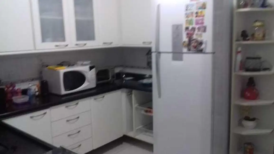 Foto 8 de Sobrado com 3 quartos à venda, 200m2 em Vila Londrina, São Paulo - SP