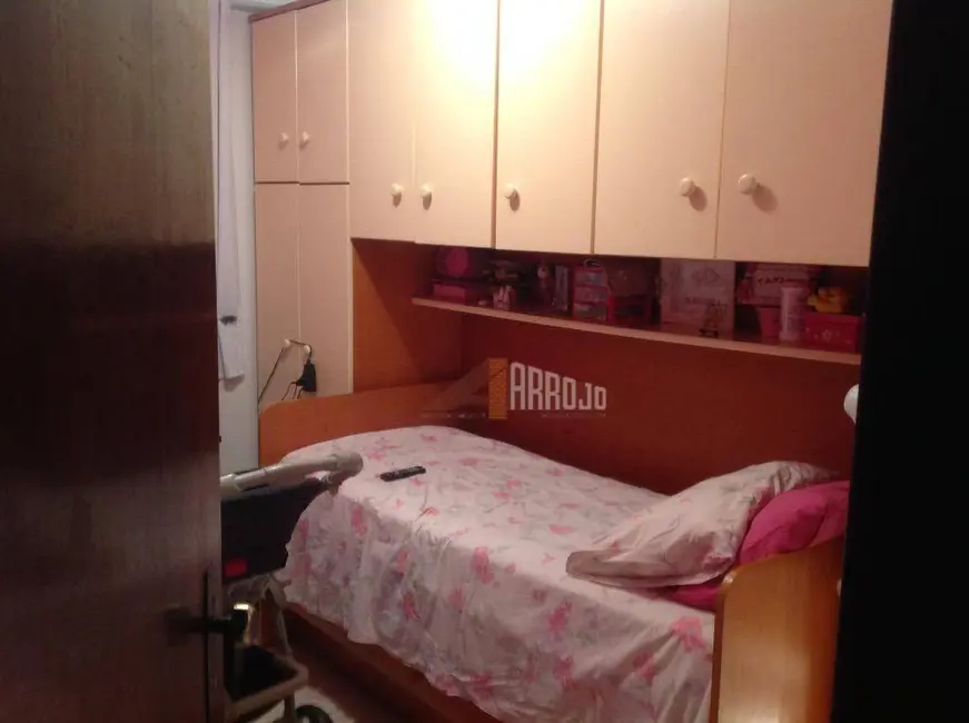 Sobrado com 2 quartos à venda, 125m2 em Jardim Três Marias, São Paulo - SP - imagem 4 Foto 4 de Sobrado com 2 quartos à venda, 125m2 em Jardim Três Marias, São Paulo - SP