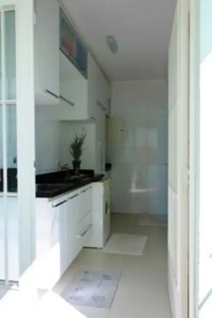 Foto 3 de Casa com 4 quartos à venda, 300m2 em Jardim Triana, São Paulo - SP