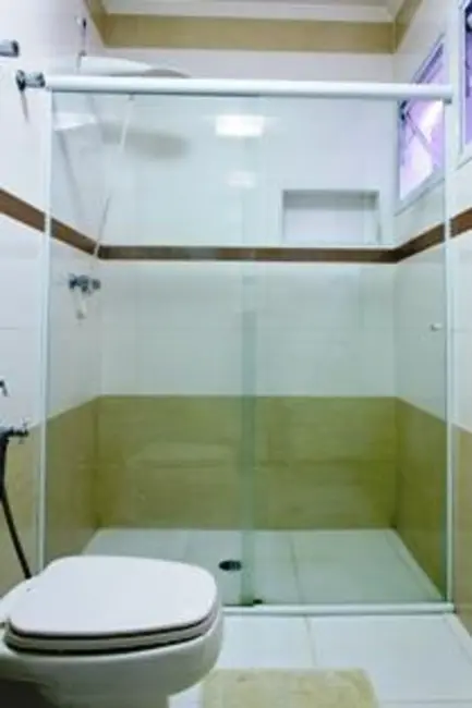 Foto 6 de Casa com 4 quartos à venda, 300m2 em Jardim Triana, São Paulo - SP