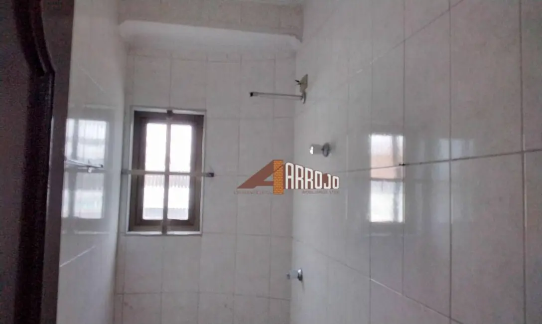 Foto 5 de Sala Comercial para alugar, 30m2 em Vila Marieta, São Paulo - SP