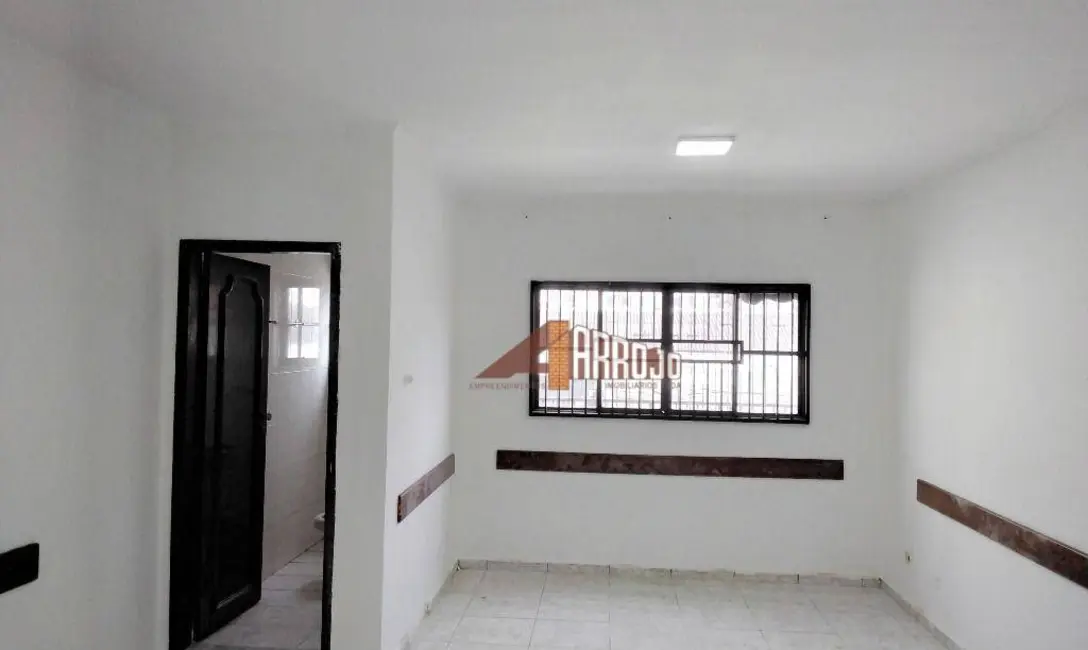 Foto 3 de Sala Comercial para alugar, 30m2 em Vila Marieta, São Paulo - SP