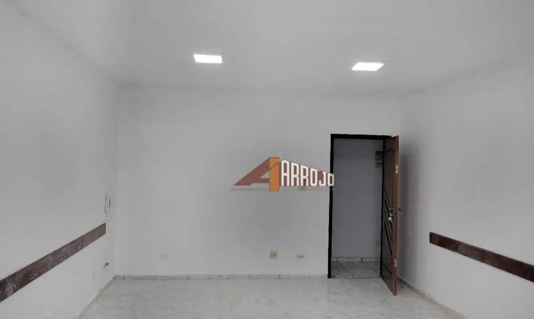 Foto 2 de Sala Comercial para alugar, 30m2 em Vila Marieta, São Paulo - SP
